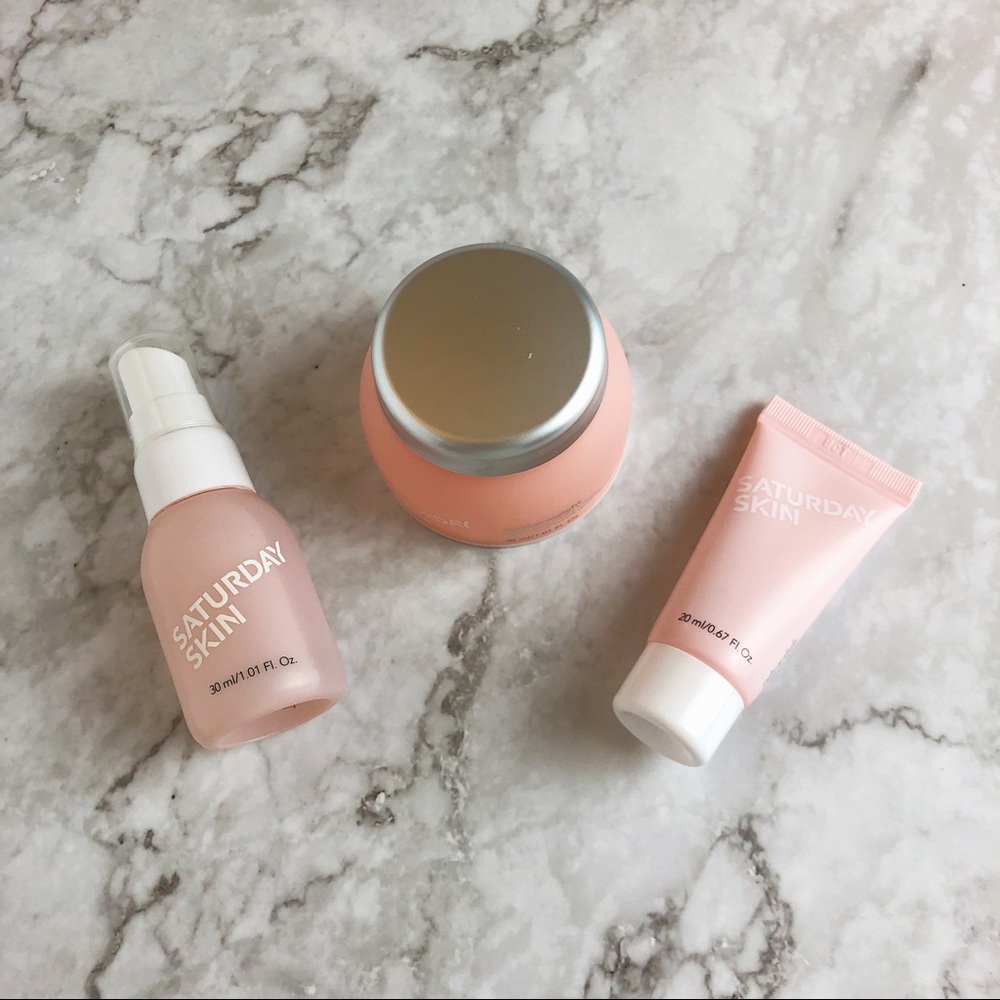 ❌SOLD❌ Saturday Skin NWT three-piece travel set